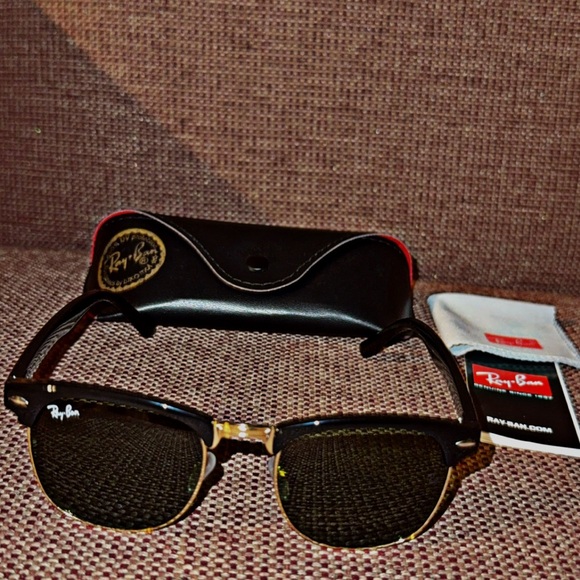 Ray-Ban Clubmaster Classic Unisex Sunglasses – Like New - Picture 1 of 6